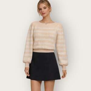 Vintage Cream 55% WOOL 25% ANGORA Fluffy Sweater By MICHELE STUART M 12 Preppy